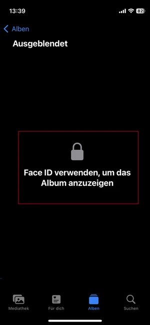Markierung der Aufforderung, Face-ID zum Anzeigen des Albums „Ausgeblendet“ zu verwenden.