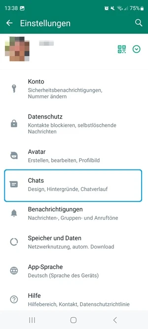 Screenshot von WhatsApp-Einstellungen auf einem Android iPhone mit blauer Markierung bei „Chats“