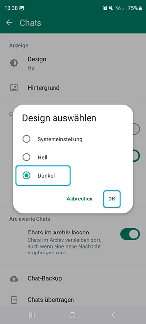 Screenshot von Design-Einstellungen in WhatsApp mit blauer Markierung bei „Dunkel“ und „OK“