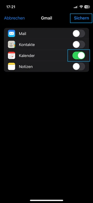 Screenshot von Synchronisierungseinstellungen im iPhone für den Google-Account mit blauer Markierung des Reglers neben „Kalender“