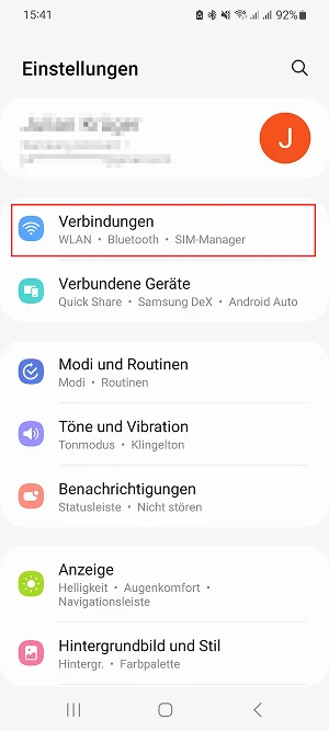  „Verbindungen“-Schaltfläche in den One UI-Einstellungen
